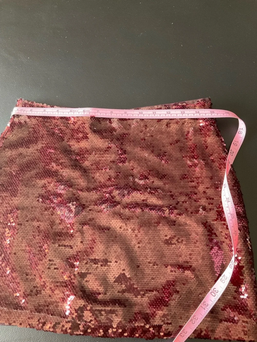 H&M Sequin Mini Skirt in Burgundy - Picture 4 of 5